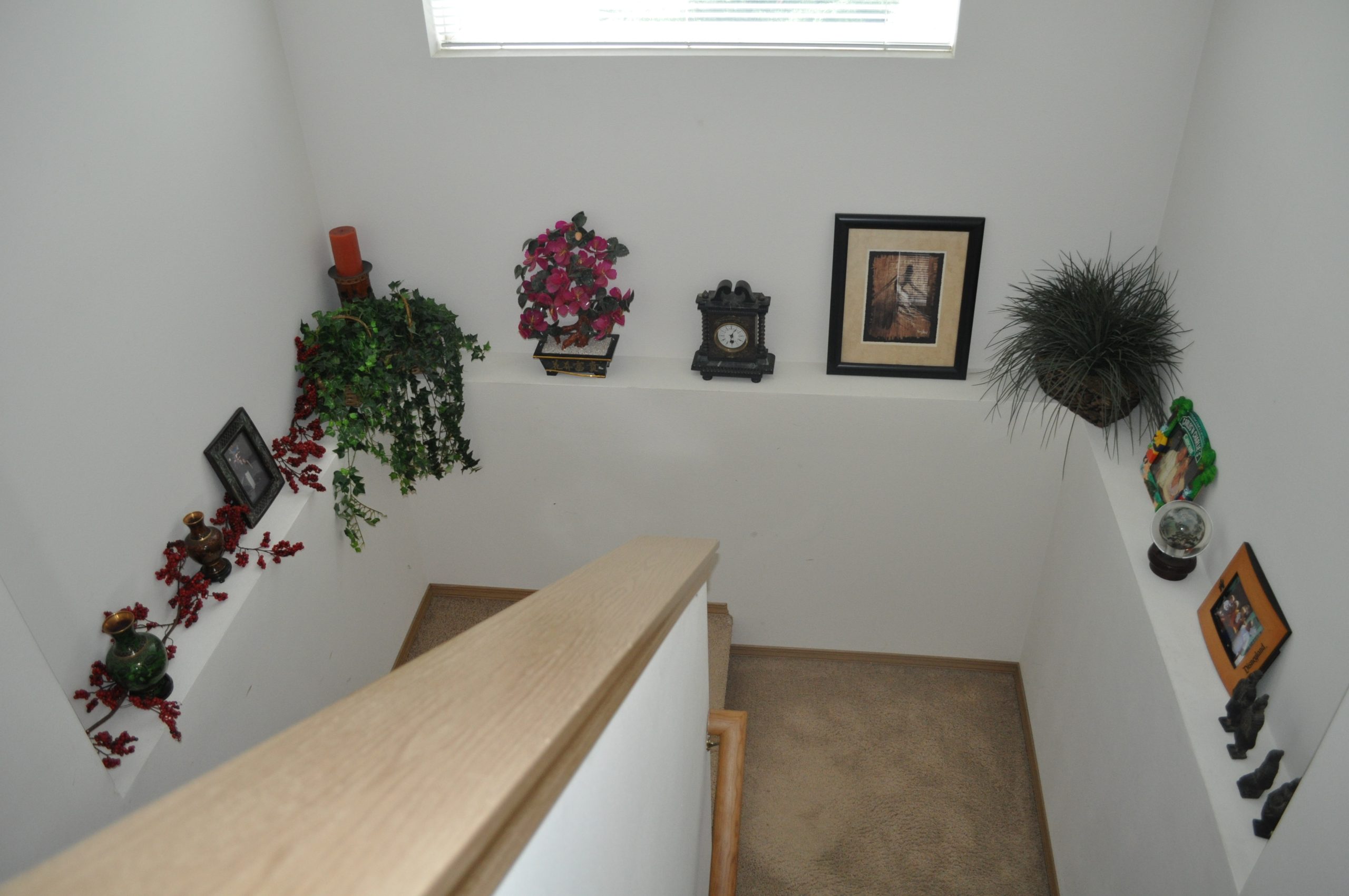 2 story stairwell